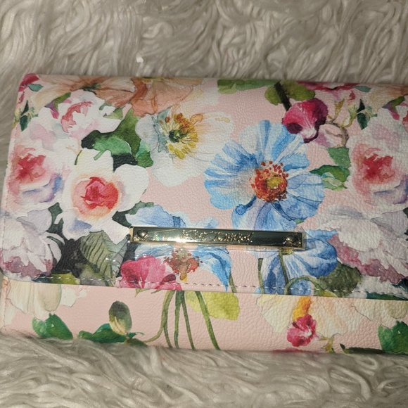 Betsey Johnson Floral Sadie Wallet - Picture 2 of 4